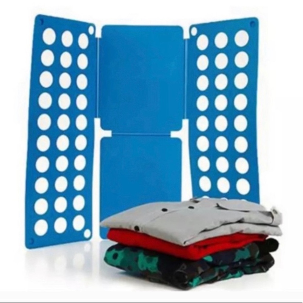 2/$35⭐️ Kids' Clothes Fun Folding Board